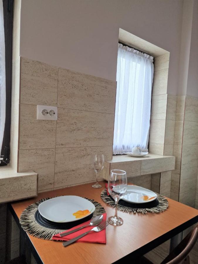 Laroka House Arty And Cosy Studio Universitate Center 부쿠레슈티 외부 사진